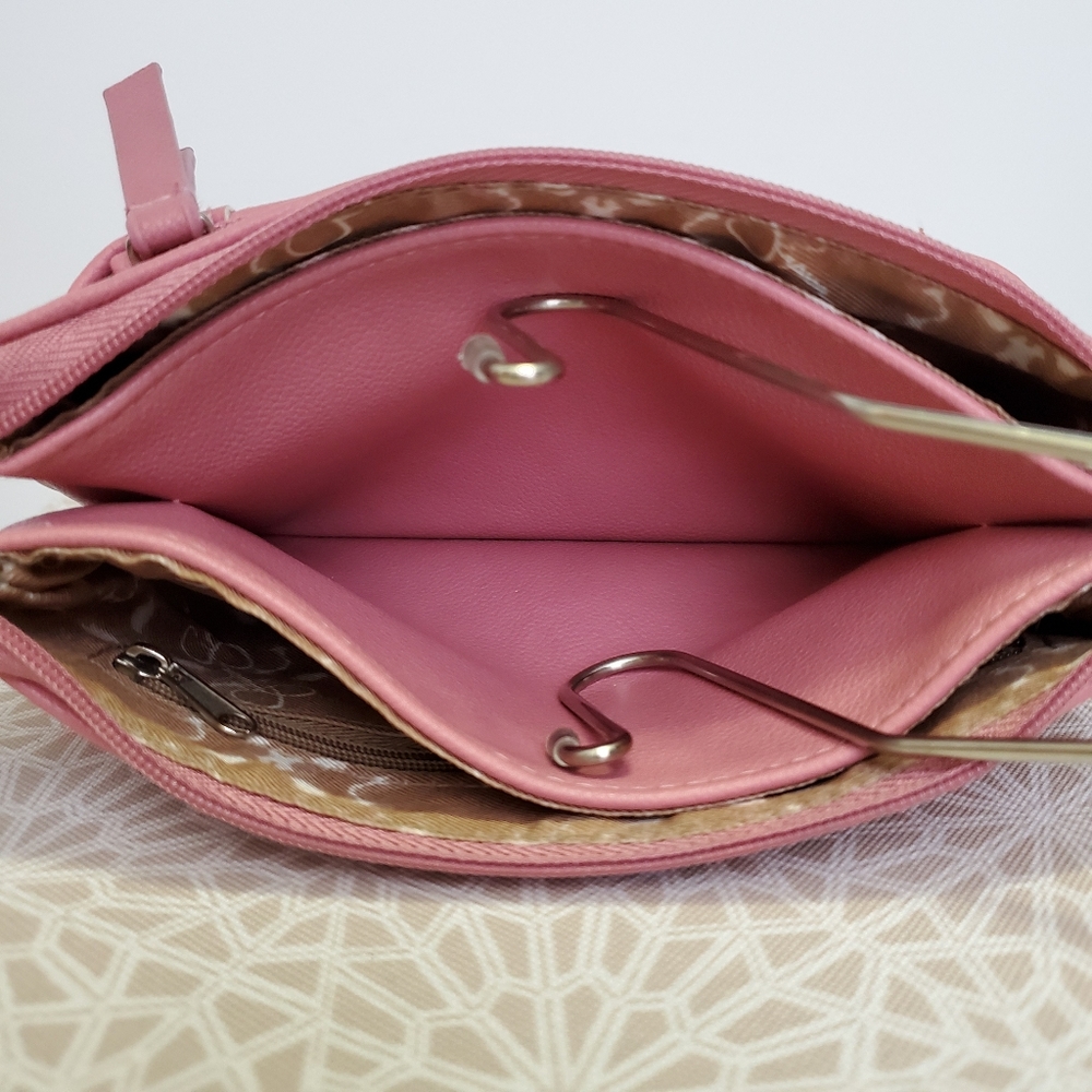 Jessica Simpson Purse - Picture 4 of 8